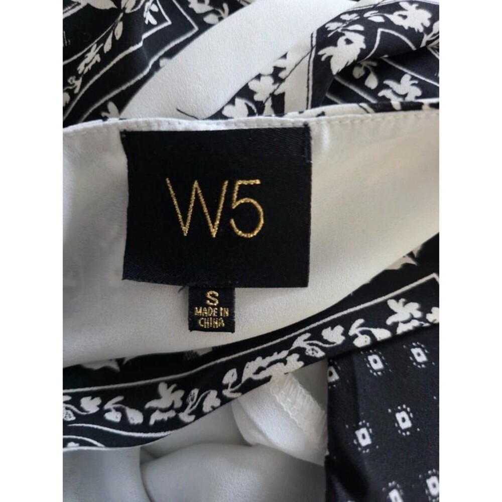 Woman's blouse - Picture 4 of 5